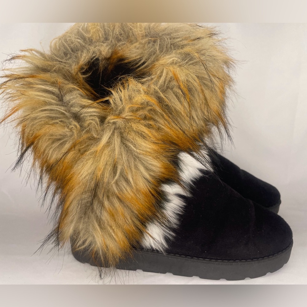 Furry Mid-Calf Winter Slip-On Boots Sz: 7